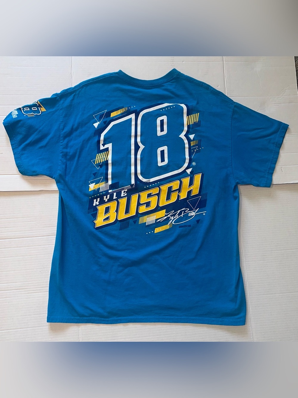 Kyle Busch #18 Blue Graphic Short Sleeve Tee